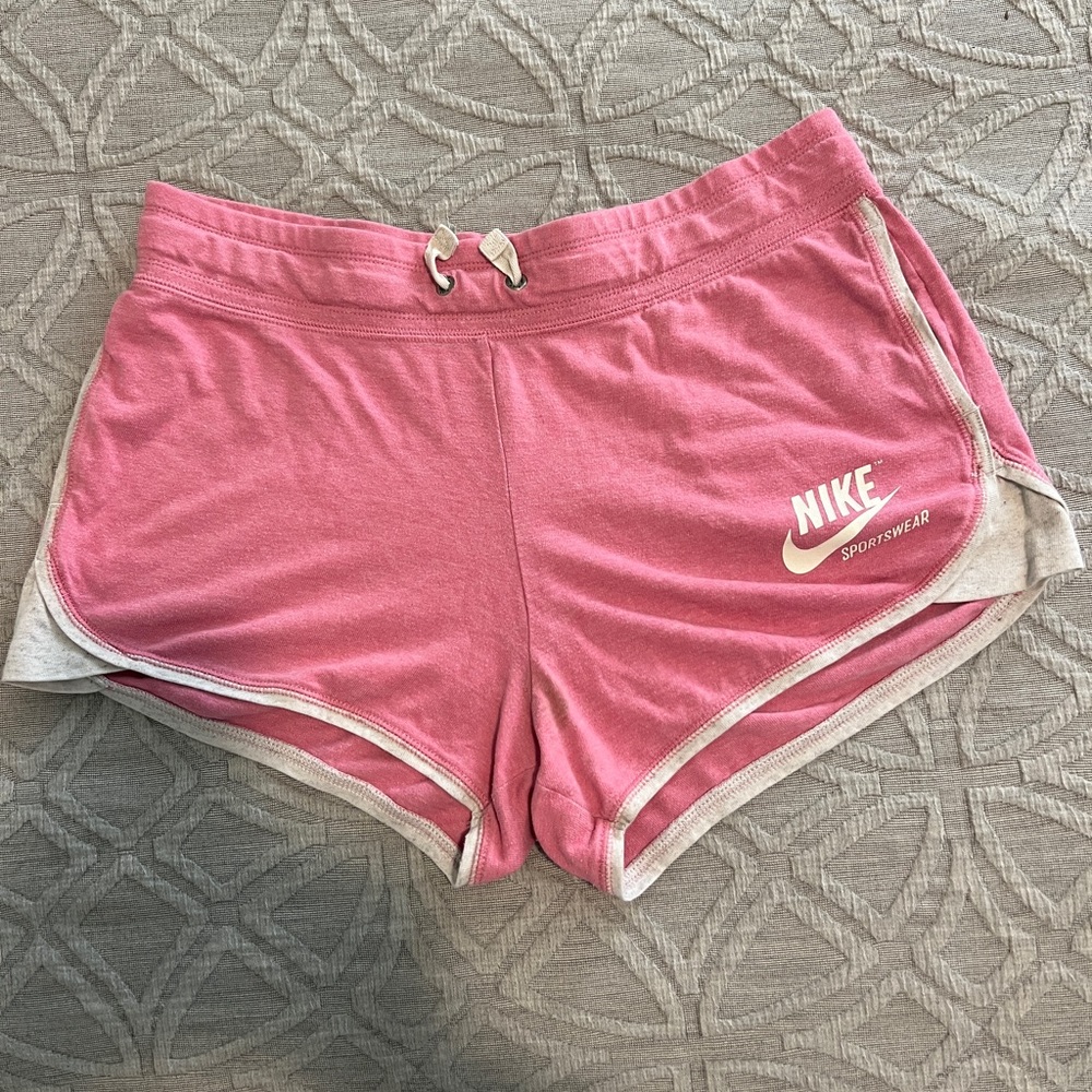 nike sport shorts women’s L
